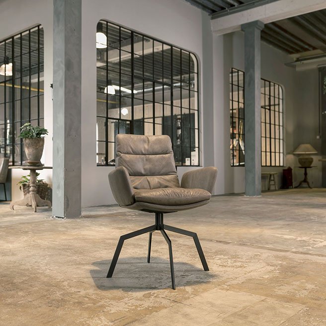 Moderne eetkamerstoelen met armleuning | KFF Arva | S30