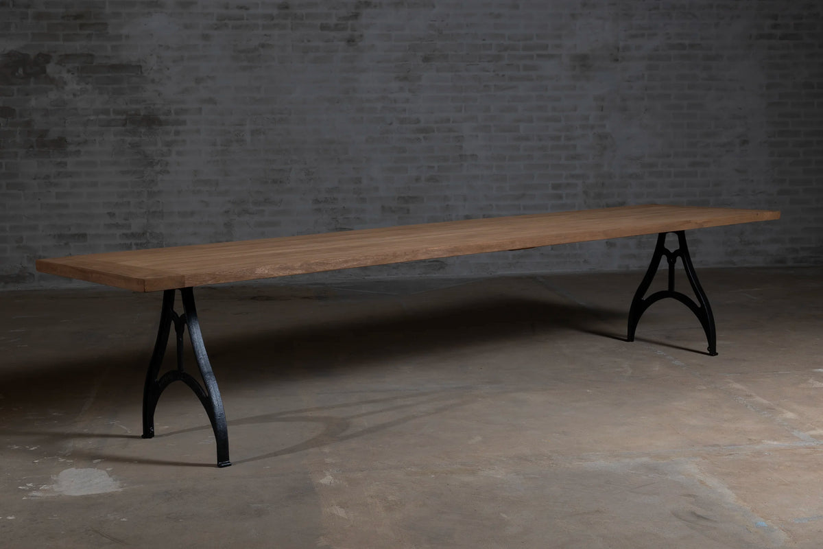 Houten Tuintafel op maat - Gietijzeren tafelpoten - T21
