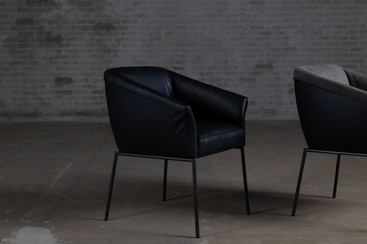 4 moderne eetkamerstoelen met armleuning | KFF Milo