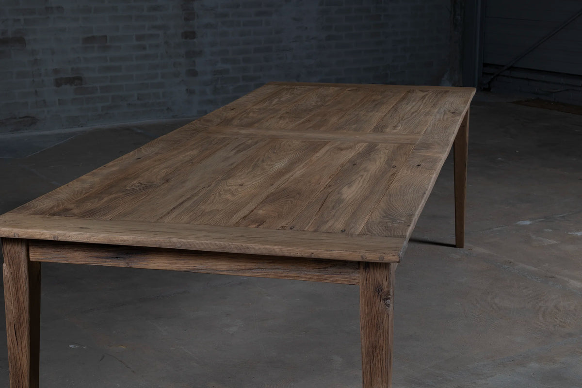 Franse eiken eettafel Pierre van rustiek hout - Op voorraad - H027