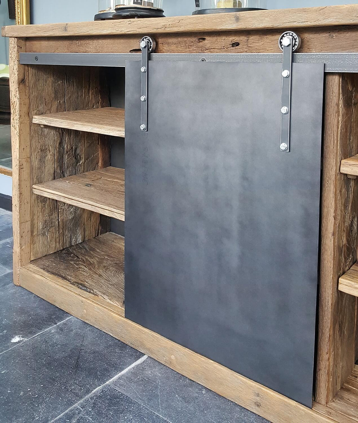 Industriële kast - Dressoir gemaakt in eigen werkplaats - D002