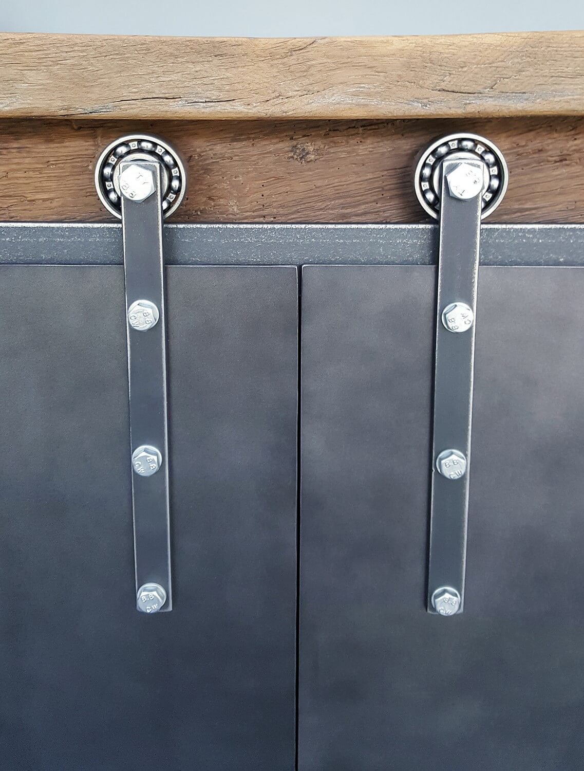 Industriële kast - Dressoir gemaakt in eigen werkplaats - D002