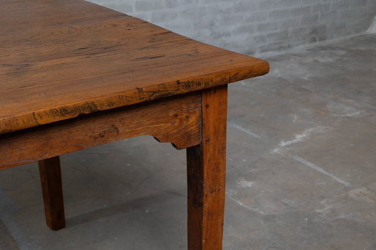 Antieke eettafel van inlands hardhout - natuurlijke kleur - C001