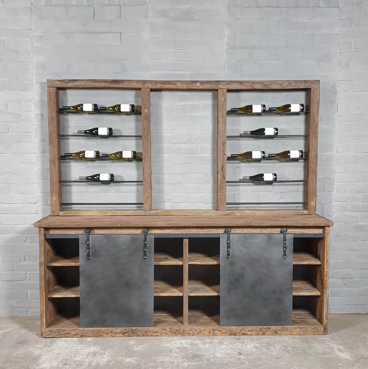 Wijnkast industrieel van oud eikenhout en staal - D010