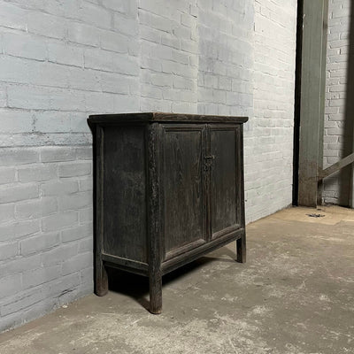 Oud Chinees dressoir van iepenhout | 2 deurs D027