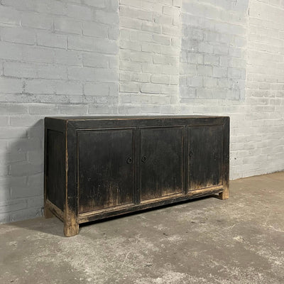 Oud Chinees dressoir van iepenhout | 3 deurs D035