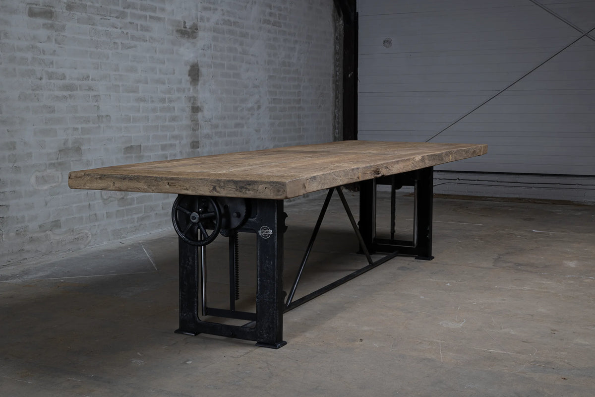 Industriële oud eiken eettafel in hoogte verstelbaar – DT02