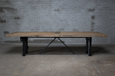 Industriële oud eiken eettafel in hoogte verstelbaar – DT02
