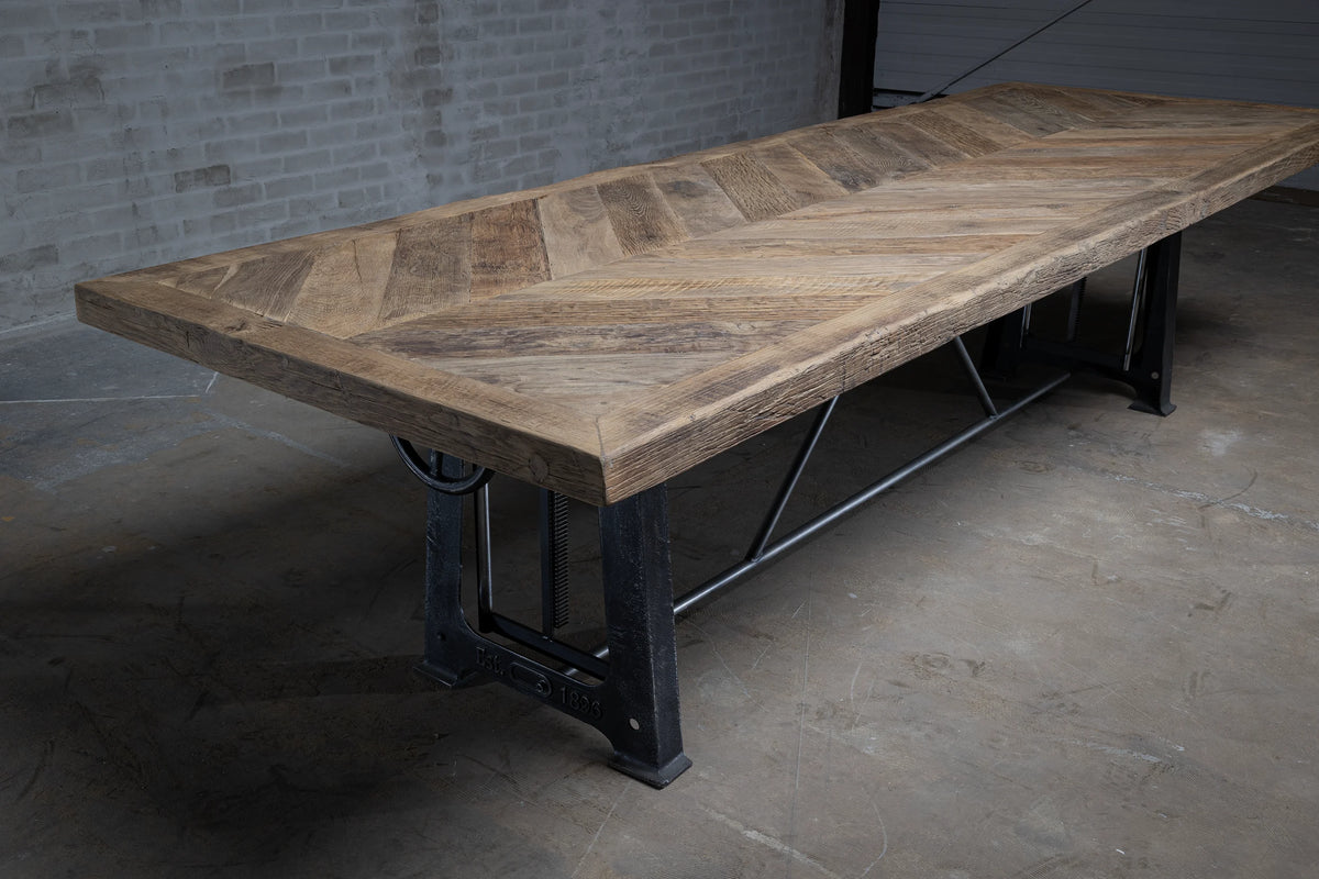 Industriële Visgraat Eettafel - hoogte verstelbaar – DT21-V