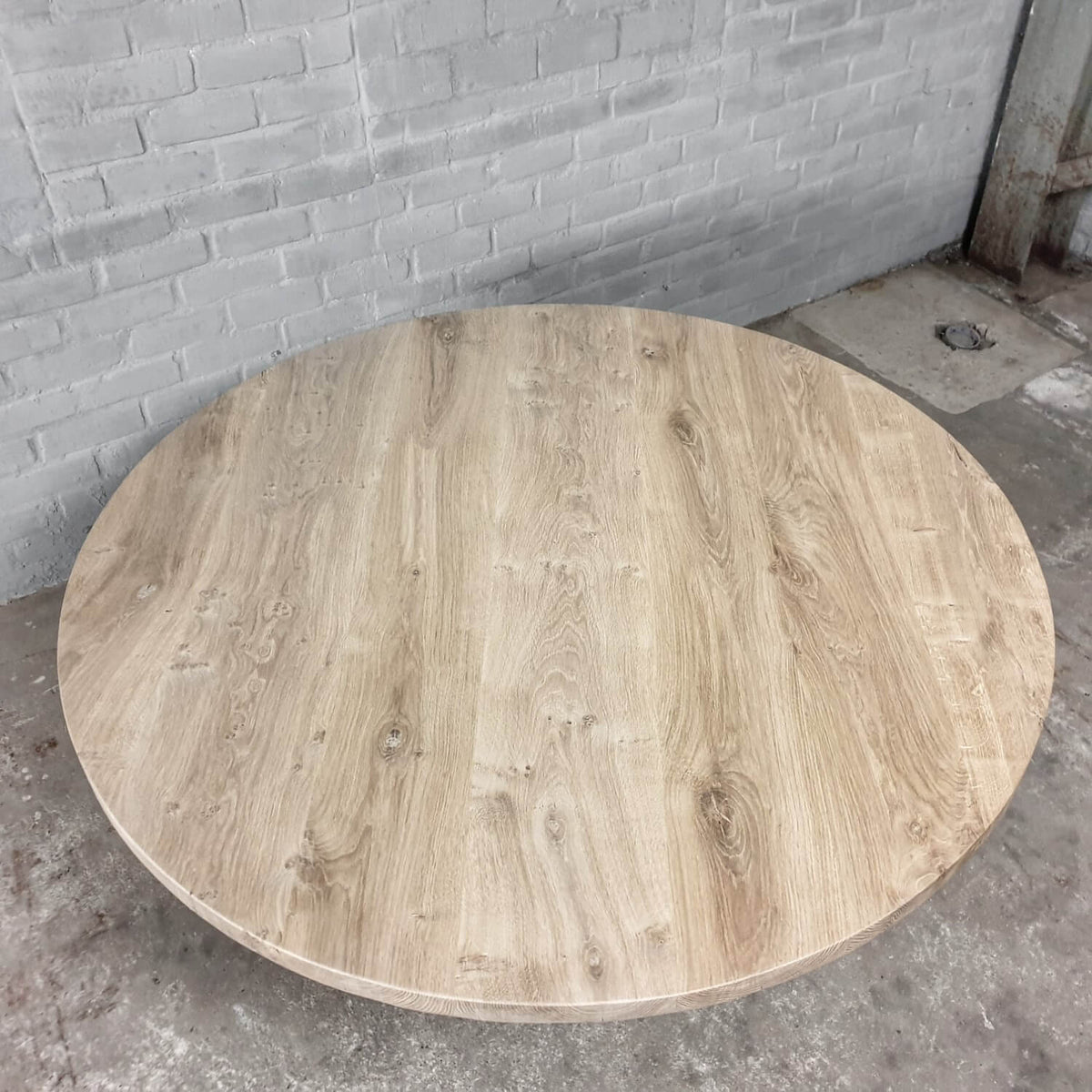 Ronde eiken eettafel in hoogte verstelbaar - industrieel design - DT34