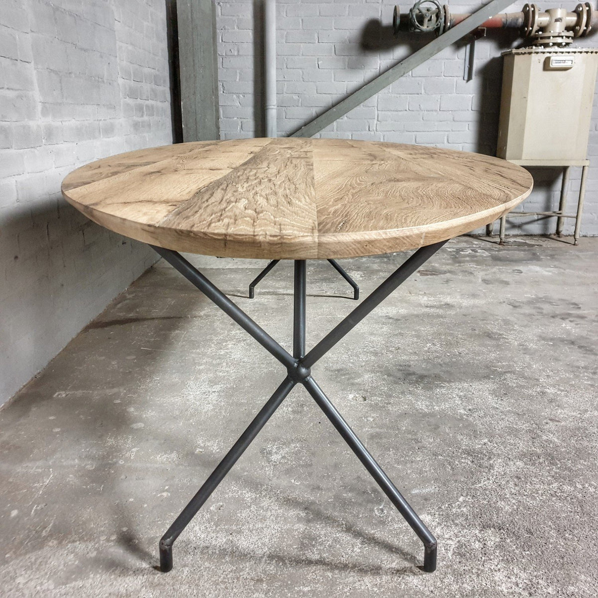 Eiken eettafel ovaal met facetrand op maat gemaakt - DT36