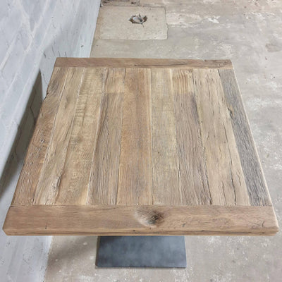 Industriele Bistro tafel met stalen poot en oud eikenhout – DT41