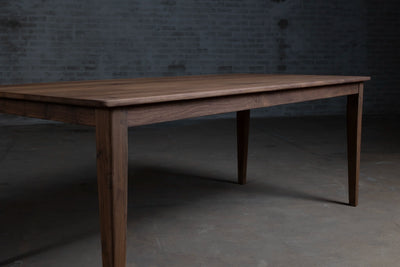 Franse eettafel Elois van massief notenhout - Z046