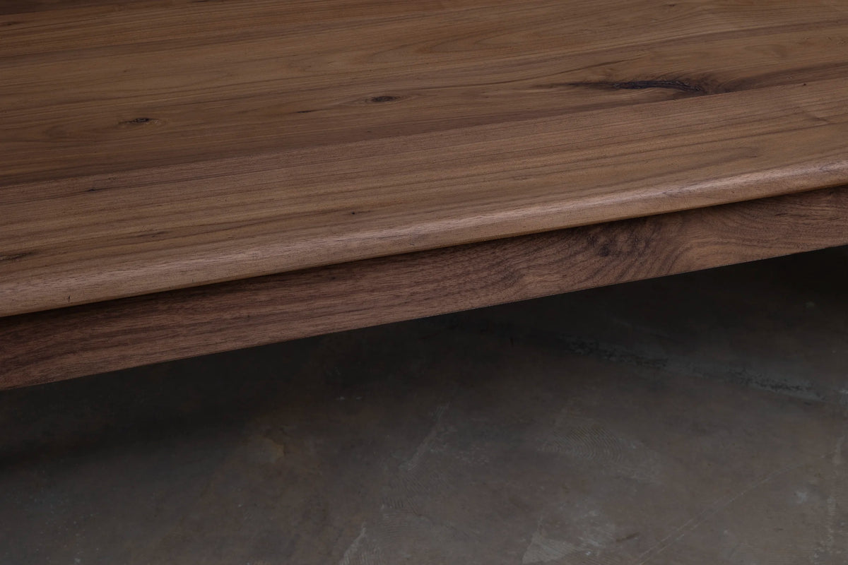 Franse eettafel Elois van massief notenhout - Z046