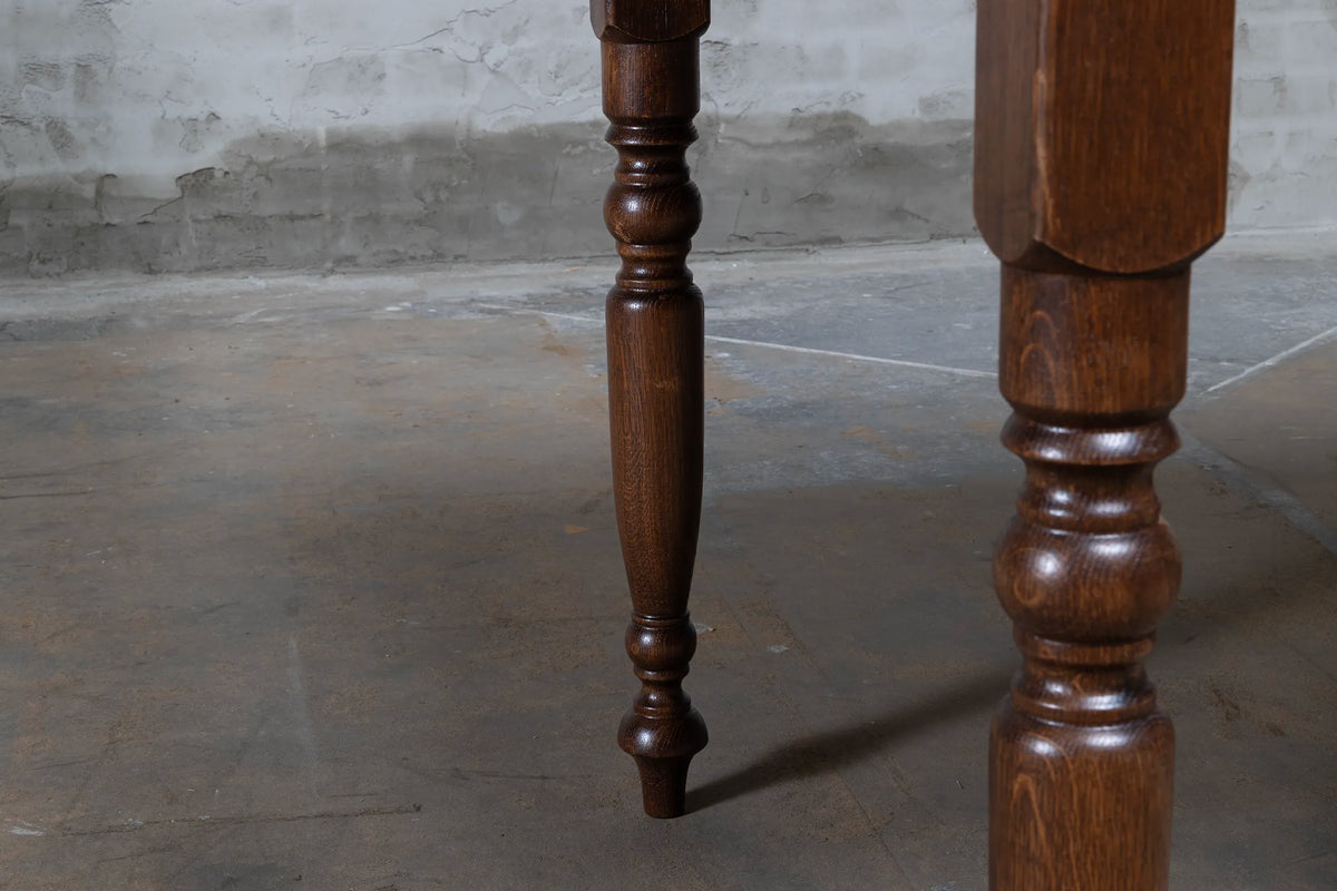 Franse eettafel in antieke stijl op maat - Eikenhout - G022
