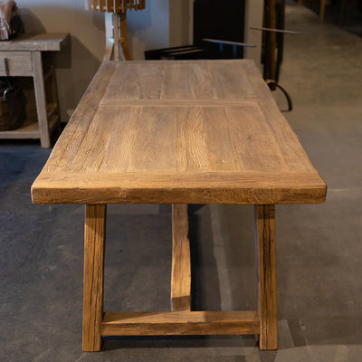 Salzburg kloostertafel op voorraad verkrijgbaar