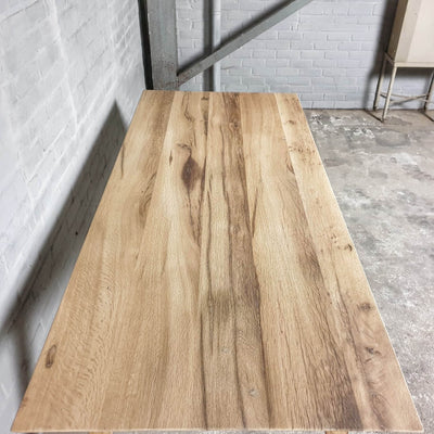 Moderne eiken eettafel met facetrand op maat gemaakt - DT31