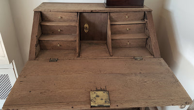 Antiek bureau  A-KL-005