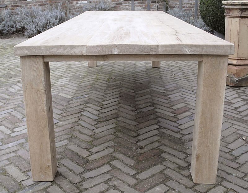 Eikenhouten eettafel met blokpoten - G006
